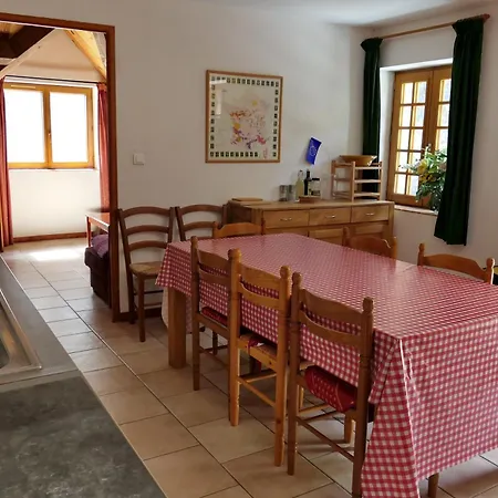 Castel De - Le Griffon بيت للعطل