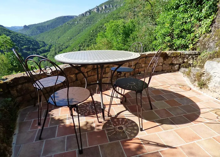 Castel De - Le Griffon Cantobre